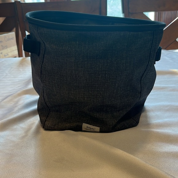 “Dog Treats” Custom Thirty One Utility Bin - Picture 3 of 6